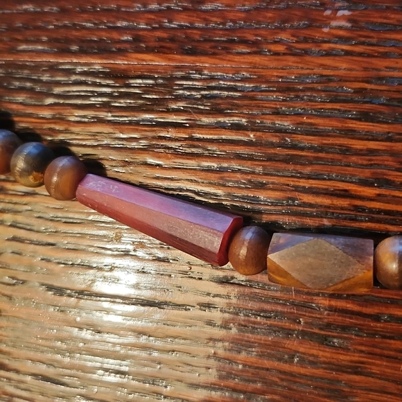 Wood Beaded Necklace❤❤ - Picture 3 of 8